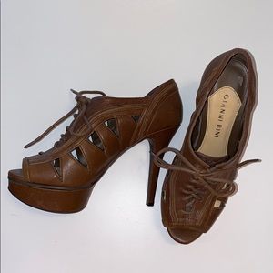 Giani Bini lace up open toe booties